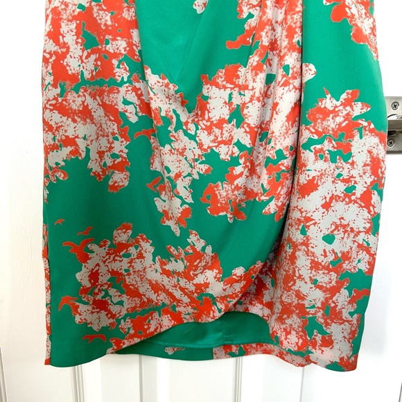 Jessica Simpson Floral Dress, Like New, Size 10 - Picture 5 of 7